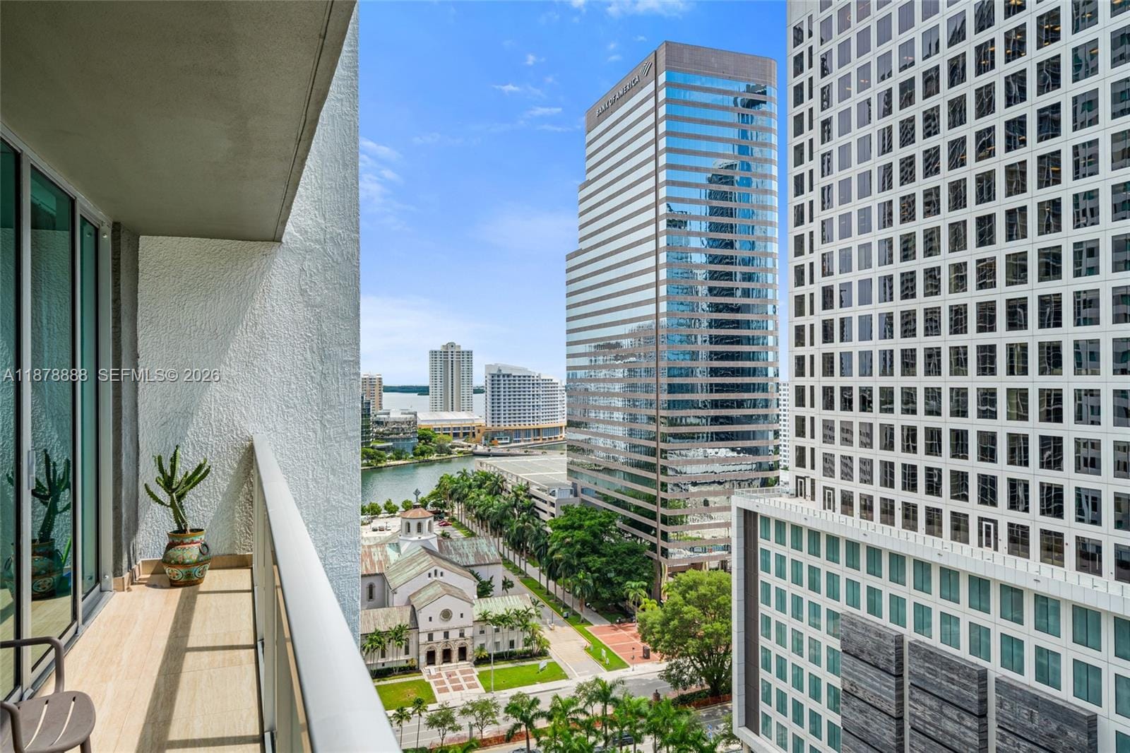 55 SE 6th Street 1908, Miami, FL 33131 photo 23
