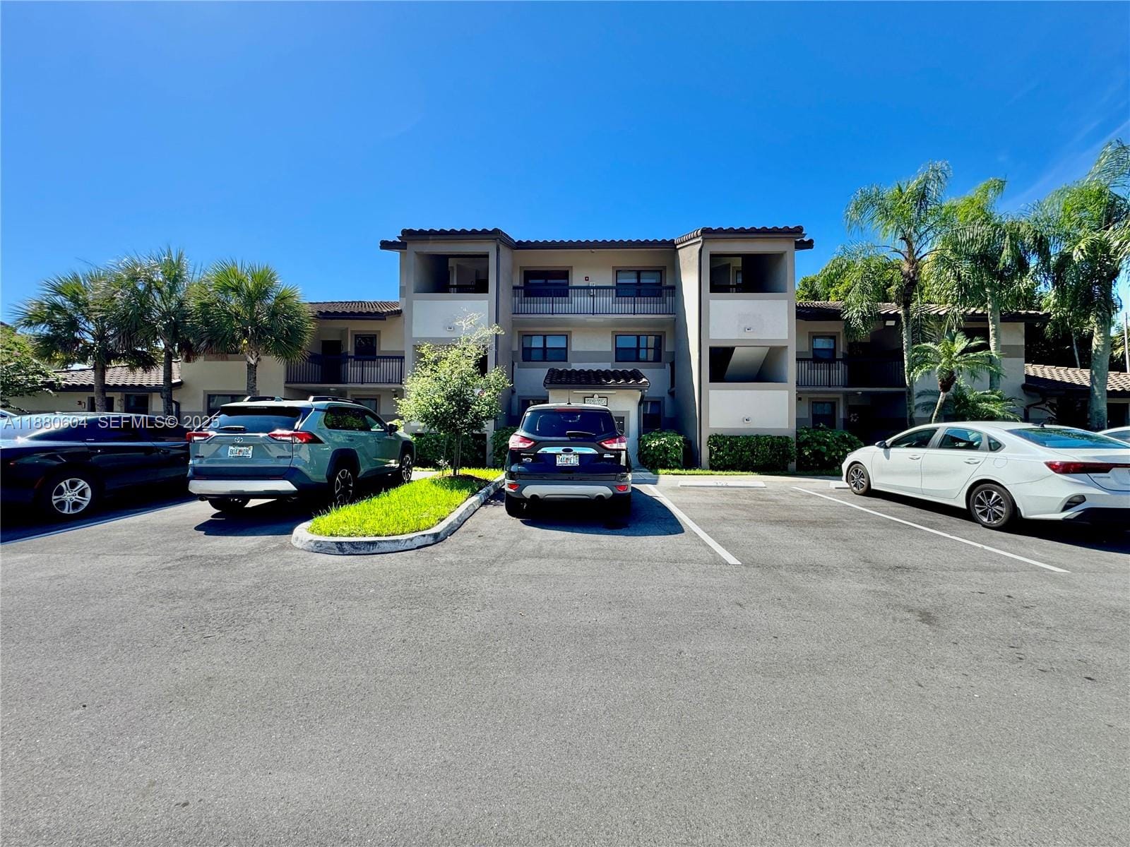 9956 Nob Hill Place 9956, Sunrise, FL 33351 photo 2