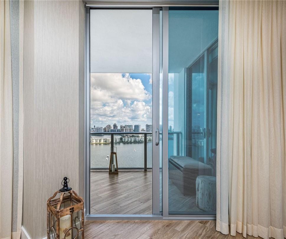 17111 Biscayne Boulevard 2105 + 1 BOAT SLIP 100 ft — photo 12