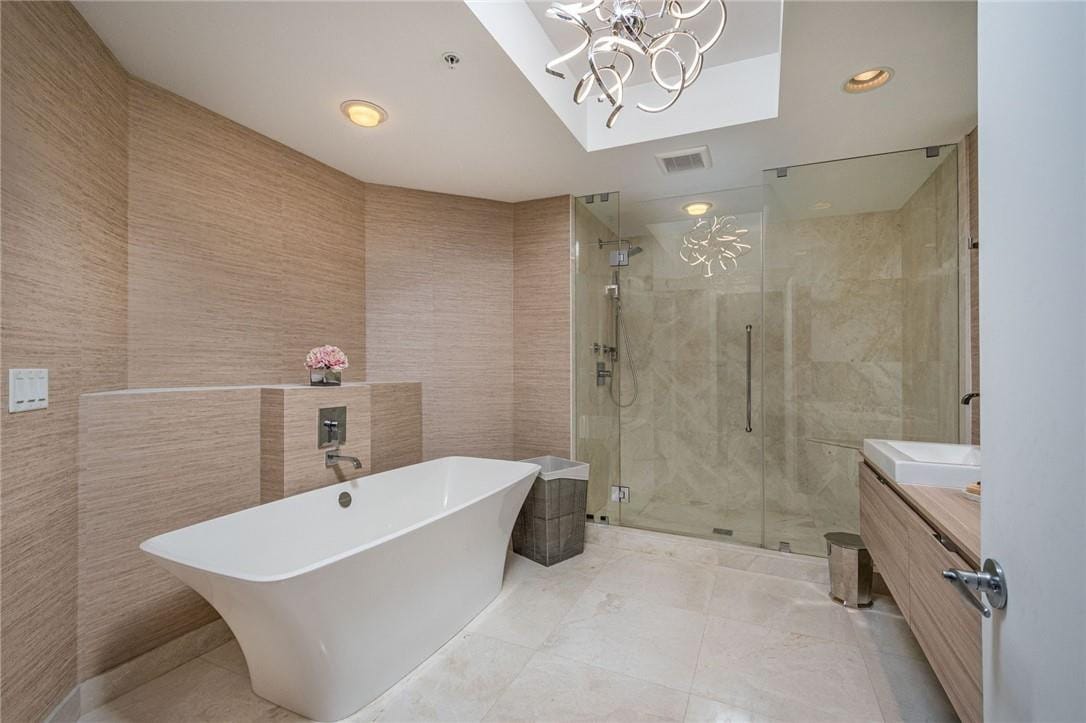 17111 Biscayne Boulevard 2105 + 1 BOAT SLIP 100 ft, North Miami Beach, FL 33160 photo 29