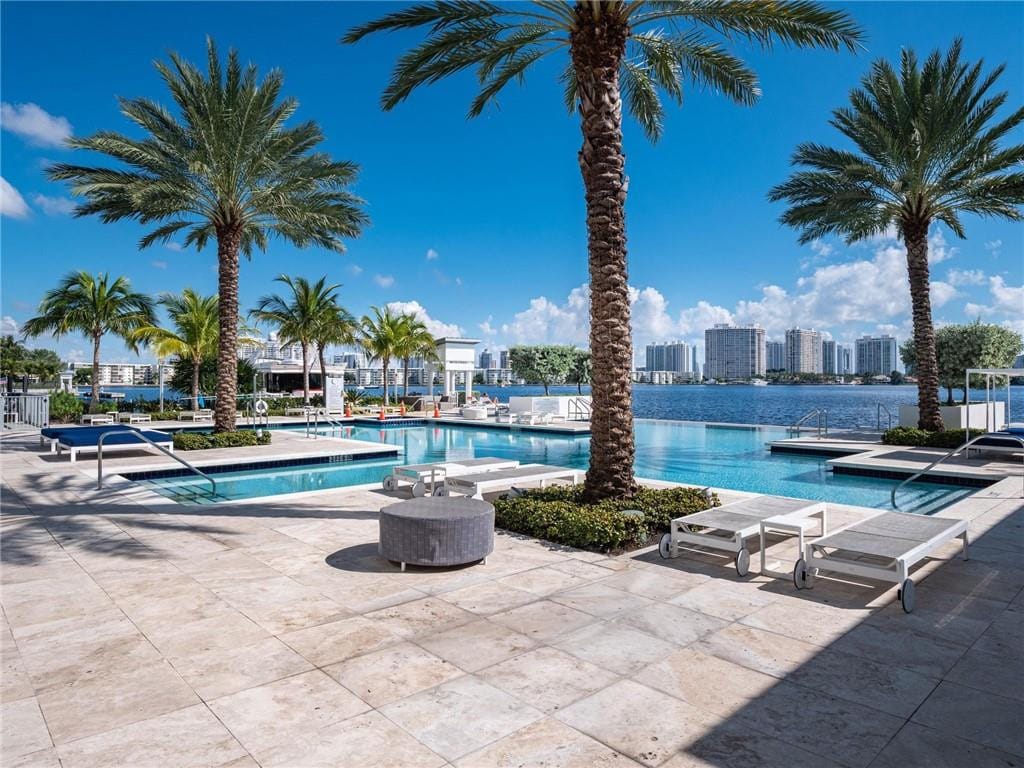 17111 Biscayne Boulevard 2105 + 1 BOAT SLIP 100 ft — photo 6