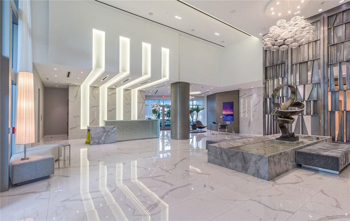 17111 Biscayne Boulevard 2105 + 1 BOAT SLIP 100 ft — photo 8