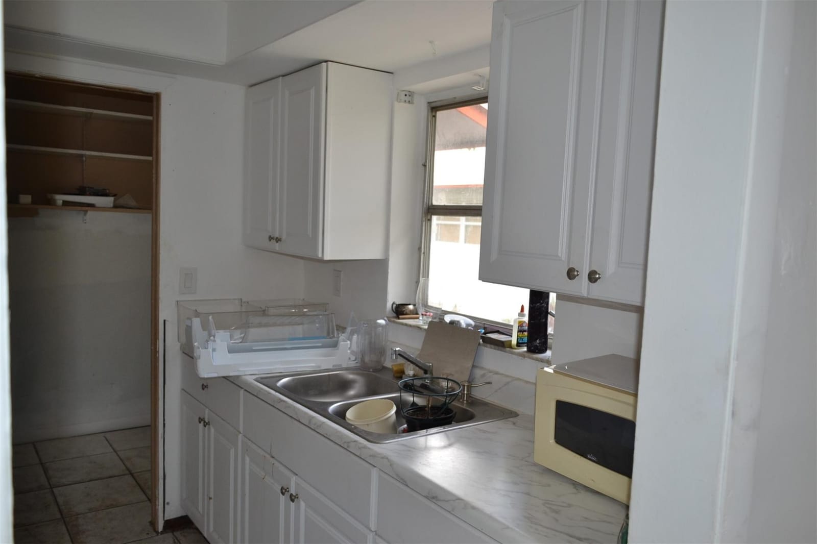 870 SW 28th Street — photo 4
