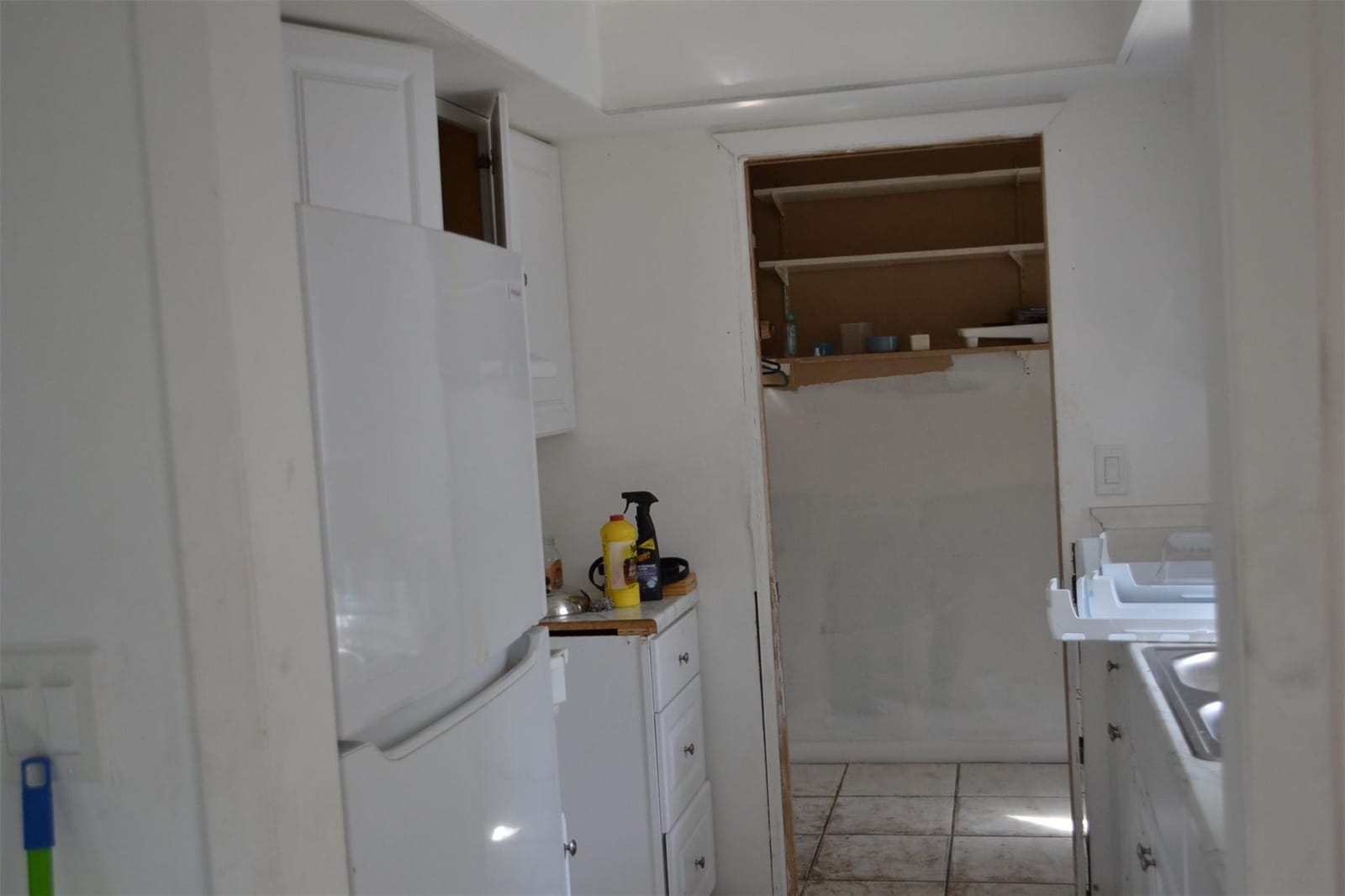 870 SW 28th Street — photo 8
