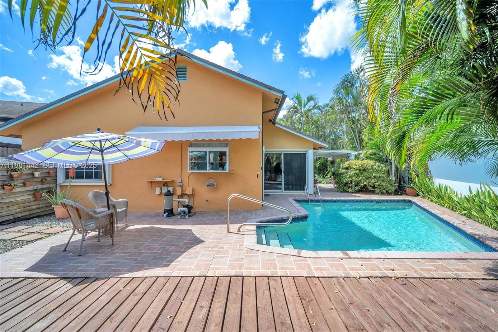 5660 SW 99th Lane — photo 4