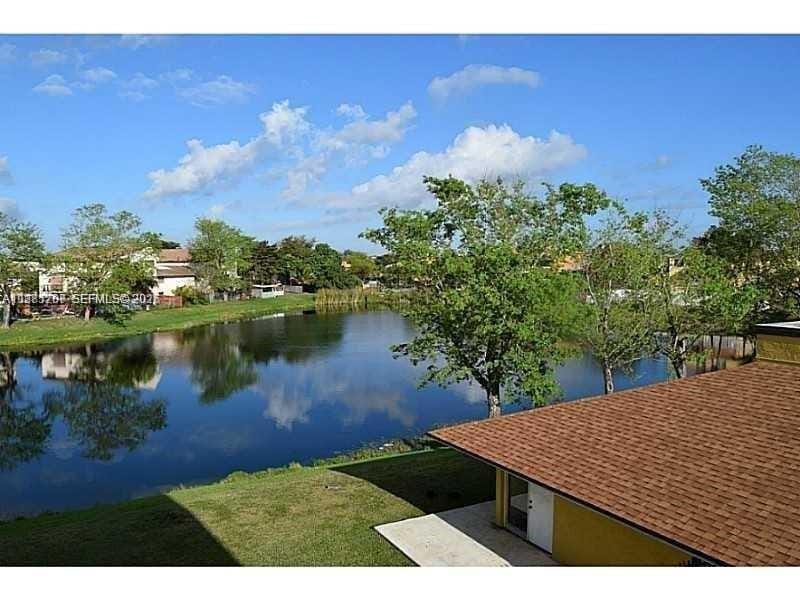 15480 SW 82nd Lane 228, Miami, FL 33193
