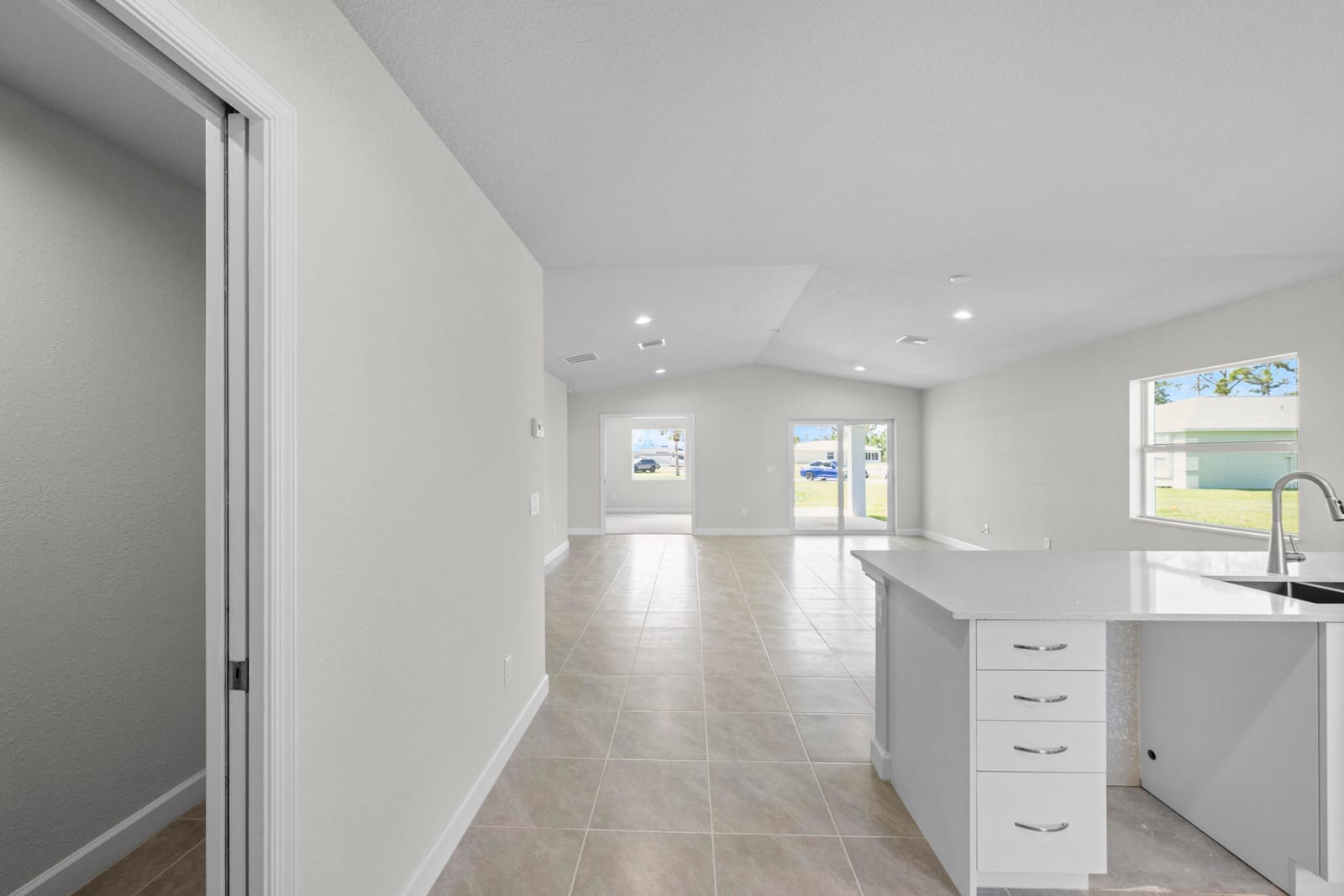 14892 Aguila Avenue — photo 3