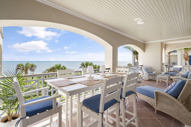 70 Beachside Drive 203, Orchid, FL 32963