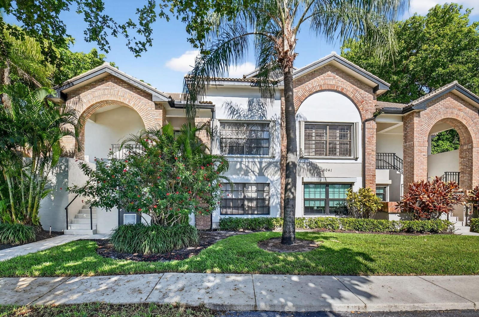8041 Aberdeen Drive 202, Boynton Beach, FL 33472