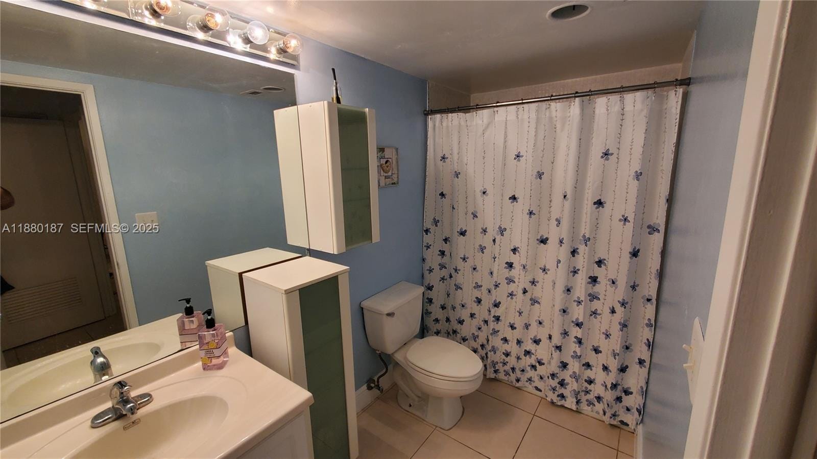19390 Collins Avenue 1124 — photo 2