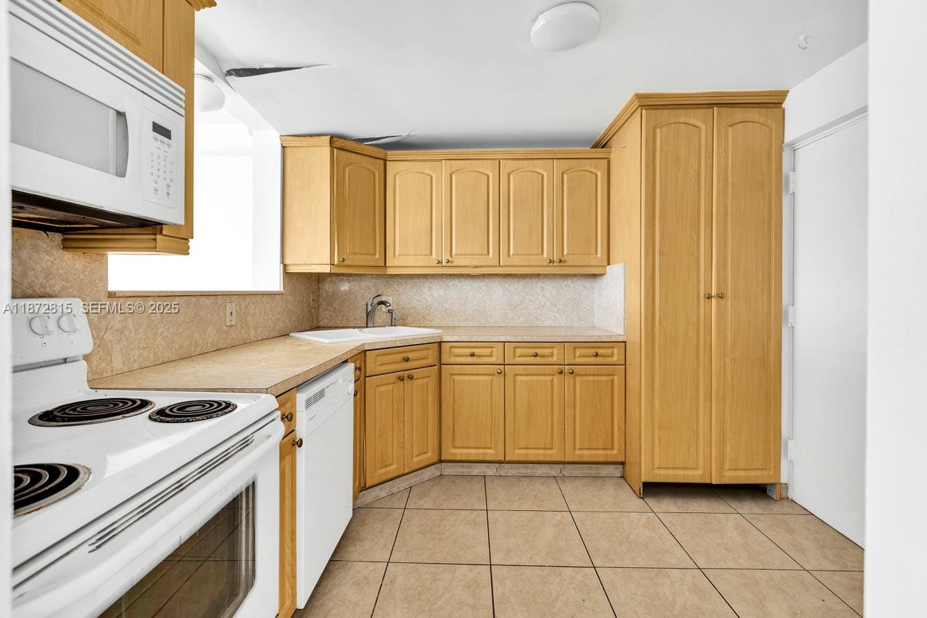 2025 NE 164th Street 510 — photo 5