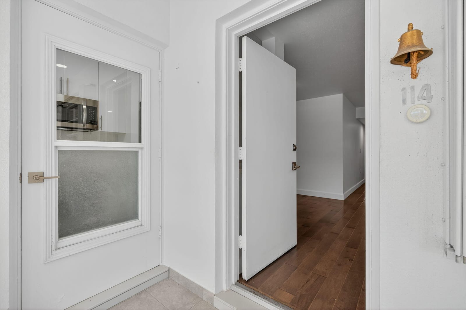 110 Shore Court 114 — photo 5
