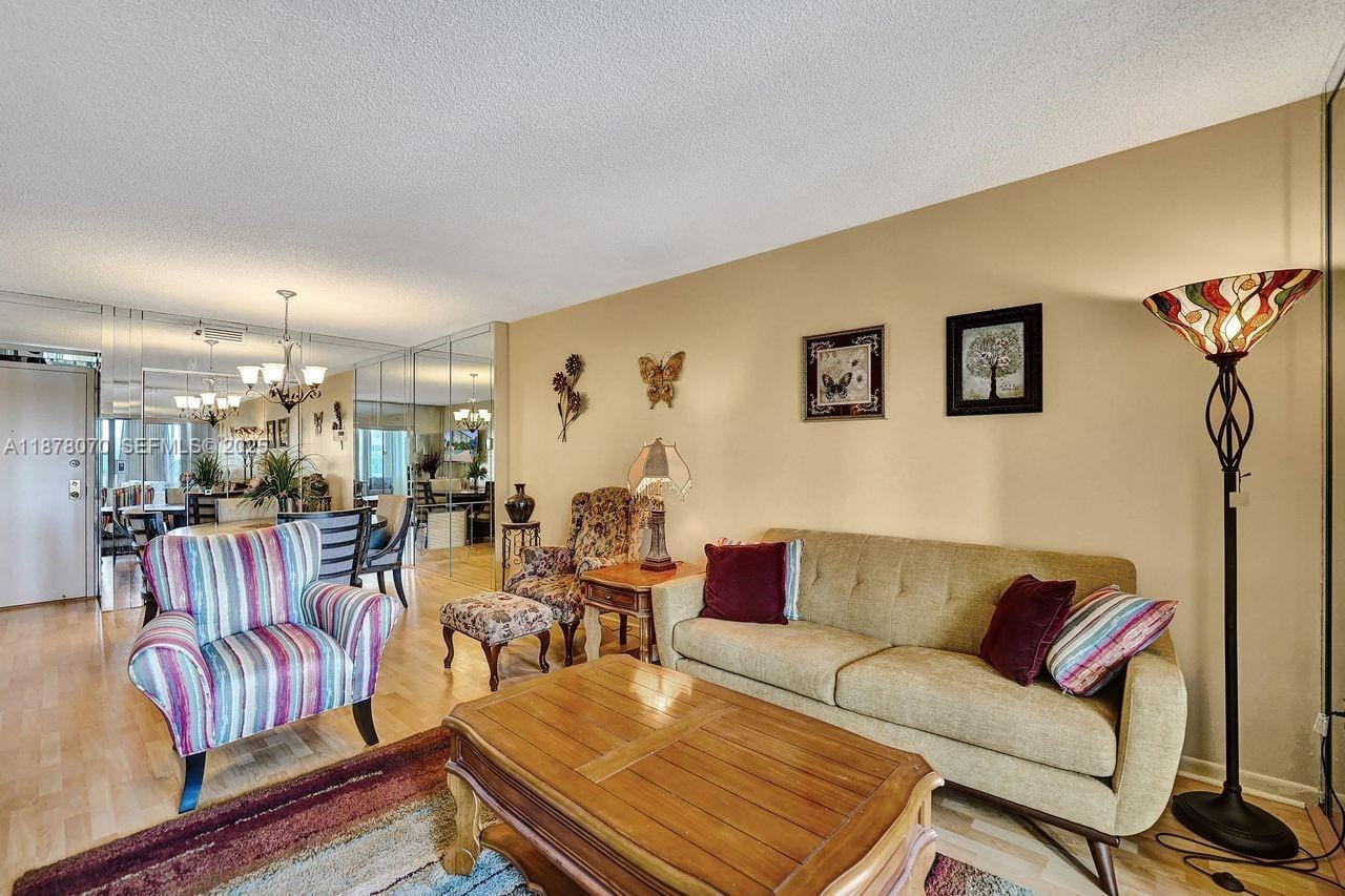 4001 Hillcrest Drive 403, Hollywood, FL 33021 photo 10