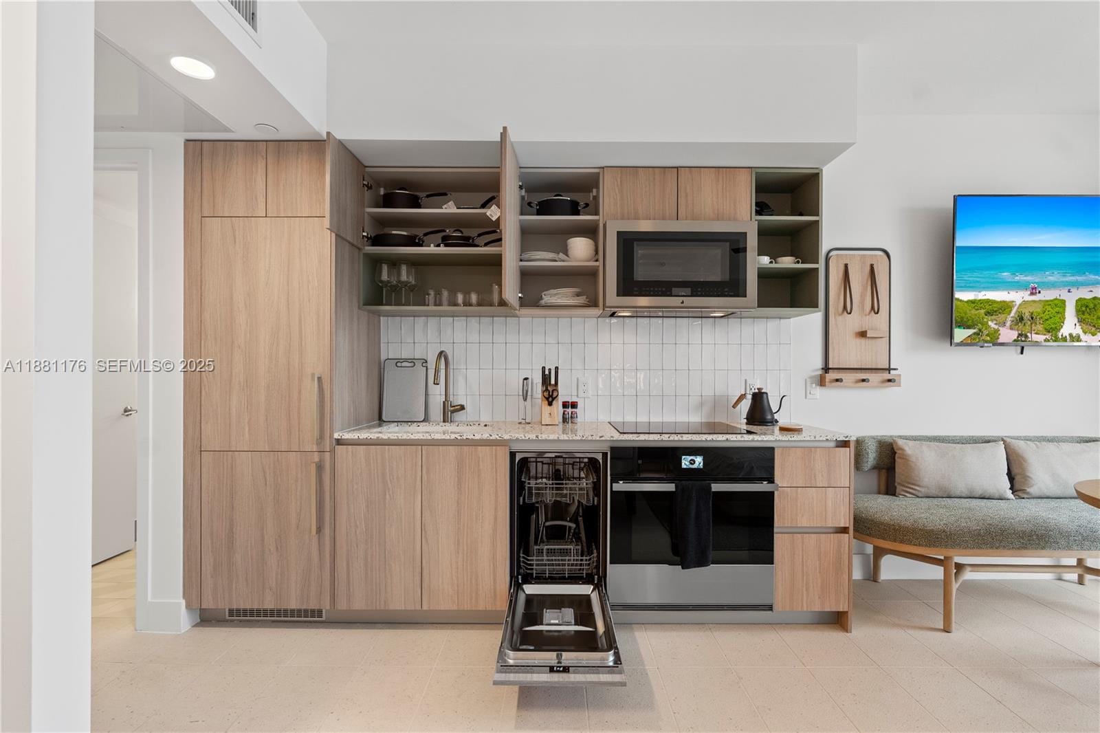 601 NE 1st Avenue 2506, Miami, FL 33132 photo 16