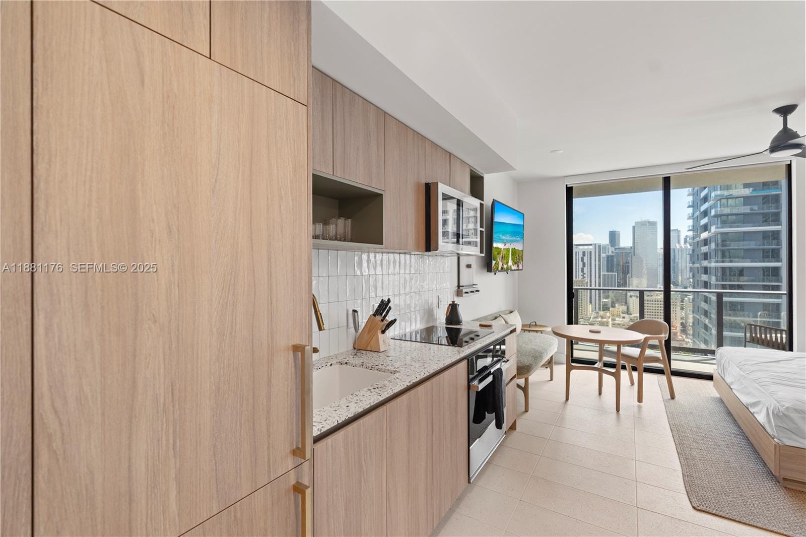 601 NE 1st Avenue 2506, Miami, FL 33132 photo 19