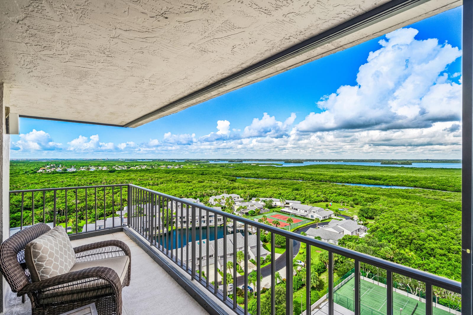 5047 N Highway A1a 1706, Hutchinson Island, FL 34949 photo 24