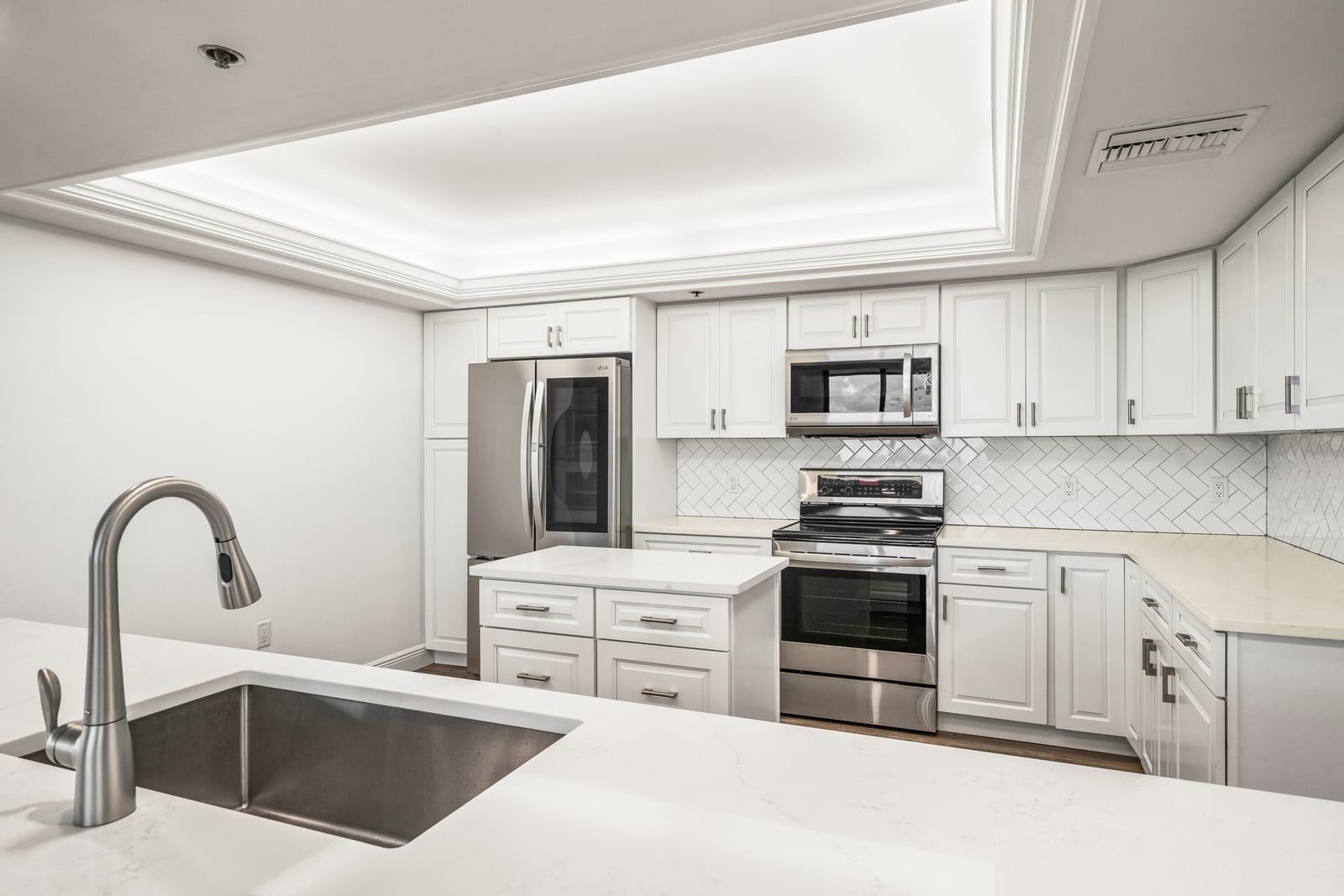 5047 N Highway A1a 1706, Hutchinson Island, FL 34949 photo 10