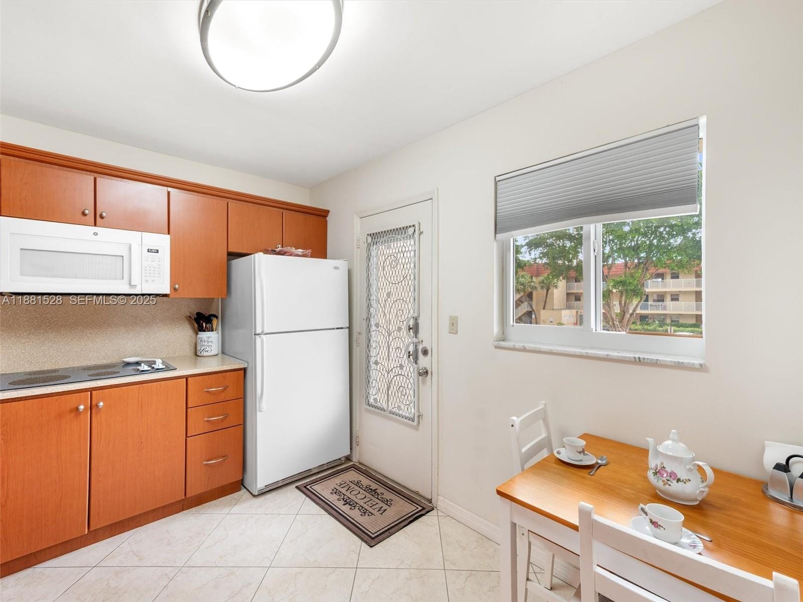 1001 NE 14th Avenue 207, Hallandale Beach, FL 33009 photo 8