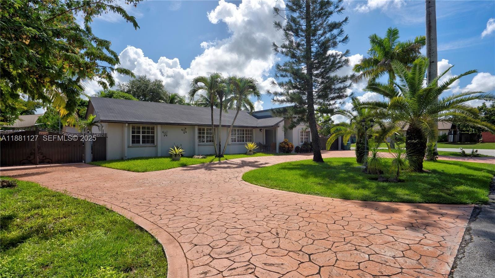 18501 SW 130th Avenue, Miami, FL 33177