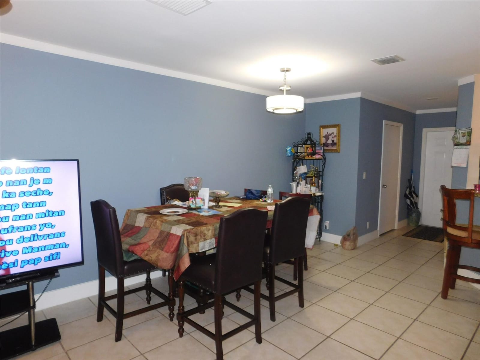 1106 SW 44th Way — photo 3