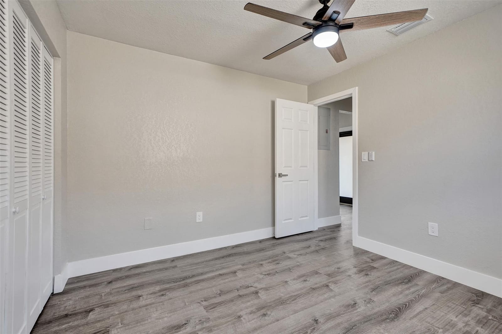2614 W 65th Street, Hialeah, FL 33016 photo 25