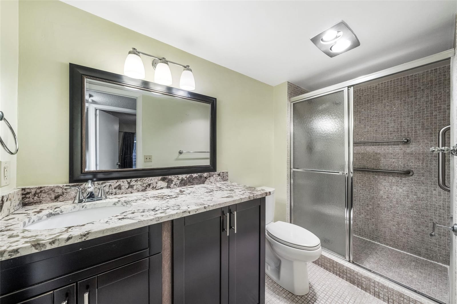 404 Richmond A 404, Deerfield Beach, FL 33442 photo 9