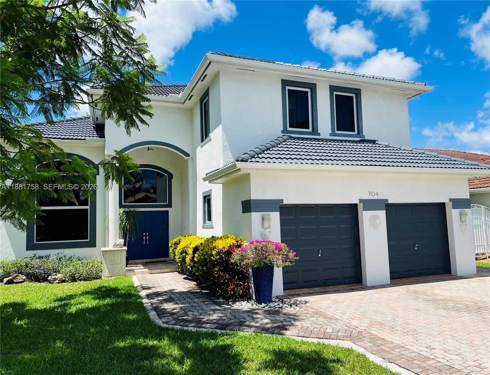 704 NW 129th Court, Miami, FL 33182 photo 2