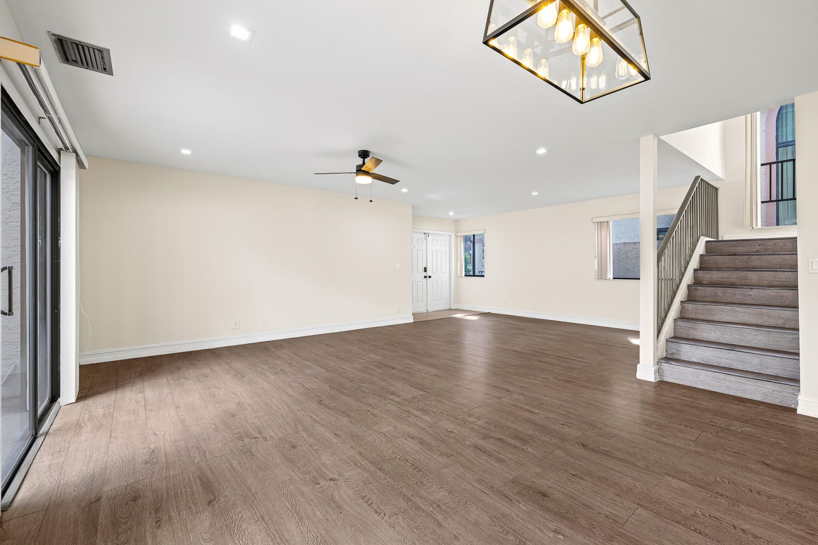 4073 NW 7th Place, Deerfield Beach, FL 33442 photo 12
