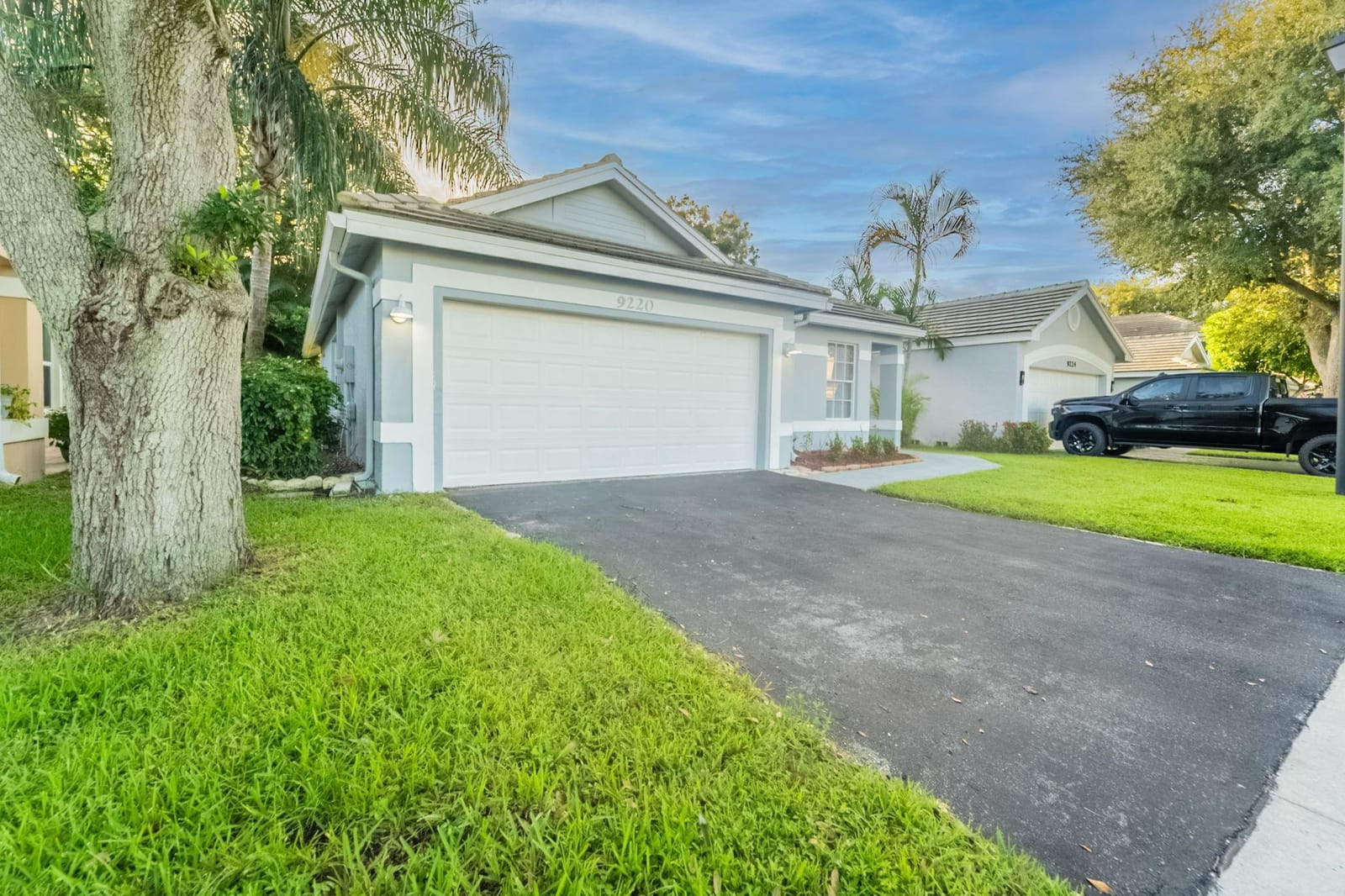 9220 Arborwood Circle — photo 2