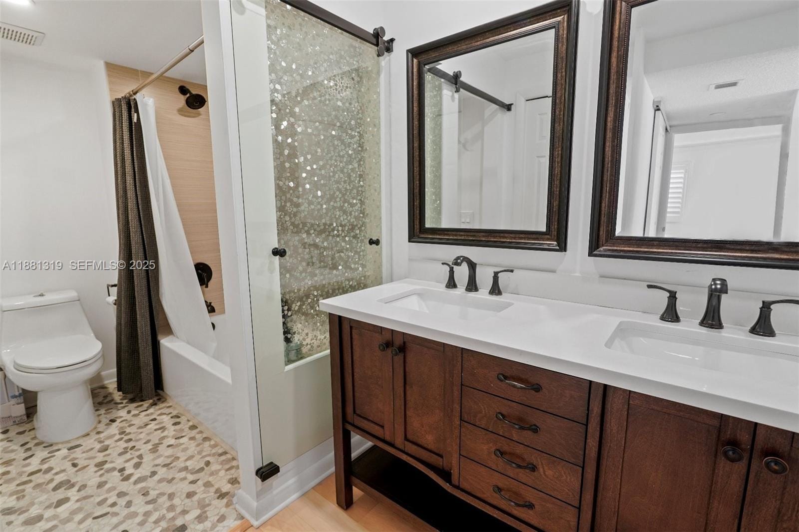 410 Lakeview Drive 204, Weston, FL 33326 photo 14