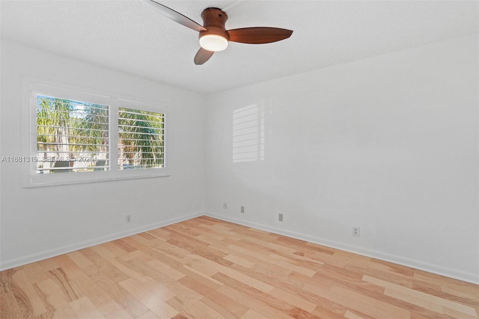 410 Lakeview Drive 204, Weston, FL 33326 photo 19