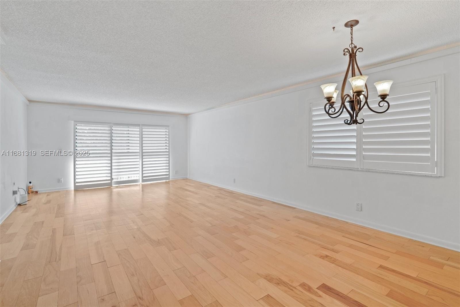 410 Lakeview Drive 204, Weston, FL 33326 photo 5