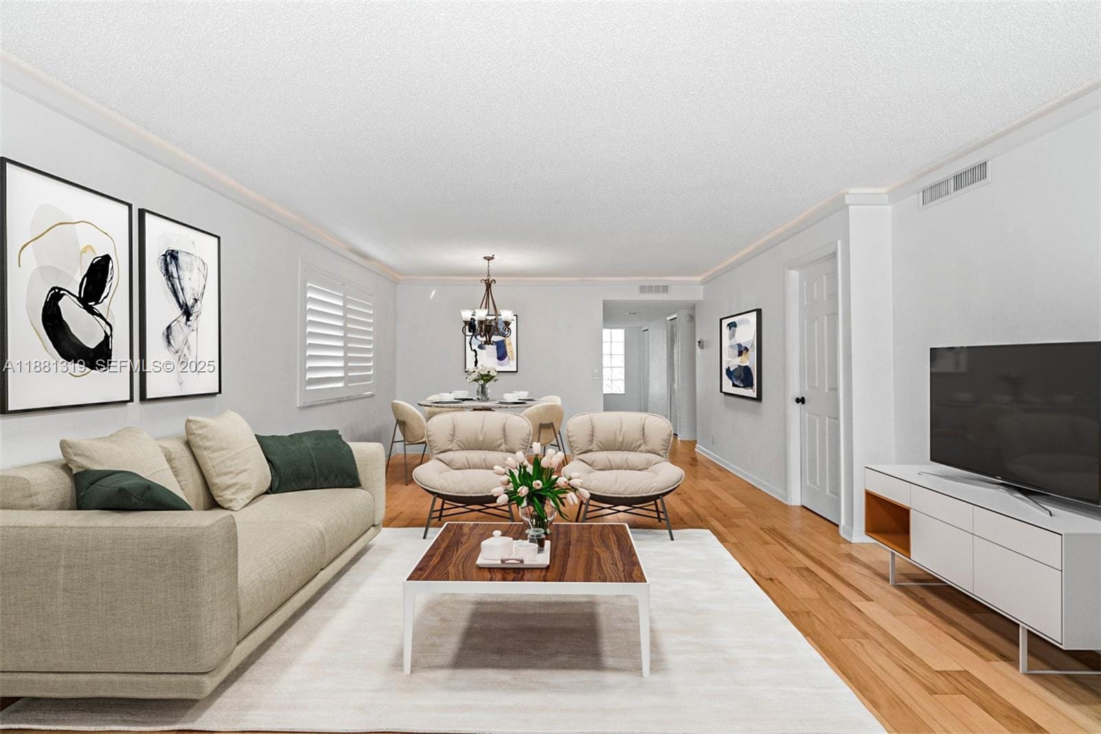 410 Lakeview Drive 204, Weston, FL 33326 photo 8