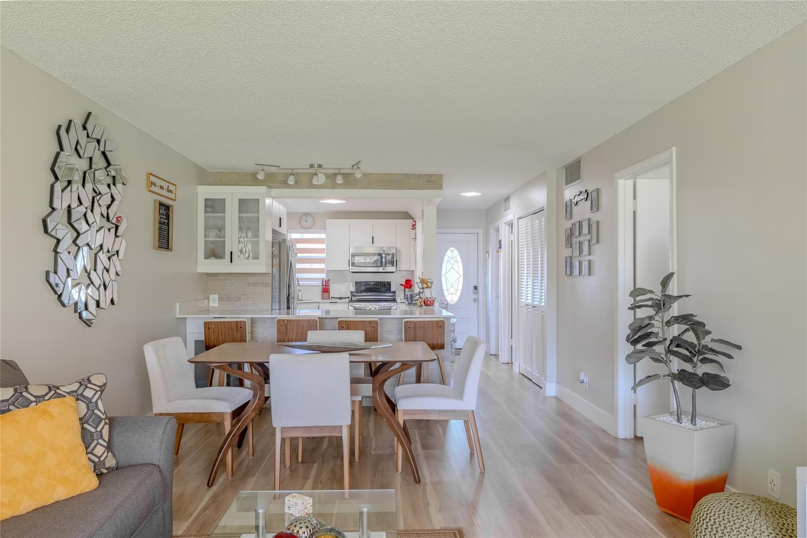 8900 Washington Boulevard 115, Pembroke Pines, FL 33025 photo 17