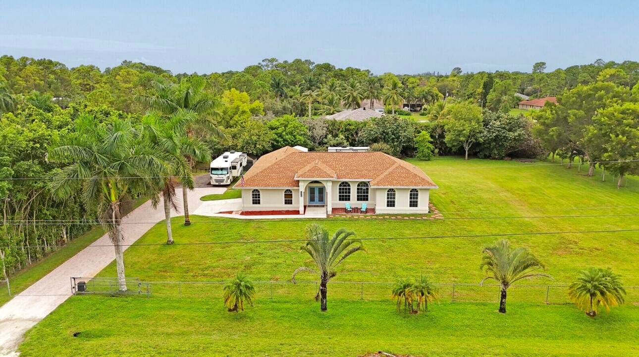 13218 86th Road N, The Acreage, FL 33412
