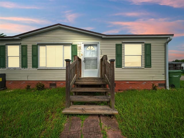 220 NE 12th Lot 150 Avenue, sold in Cocowalk Estates, Homestead, FL