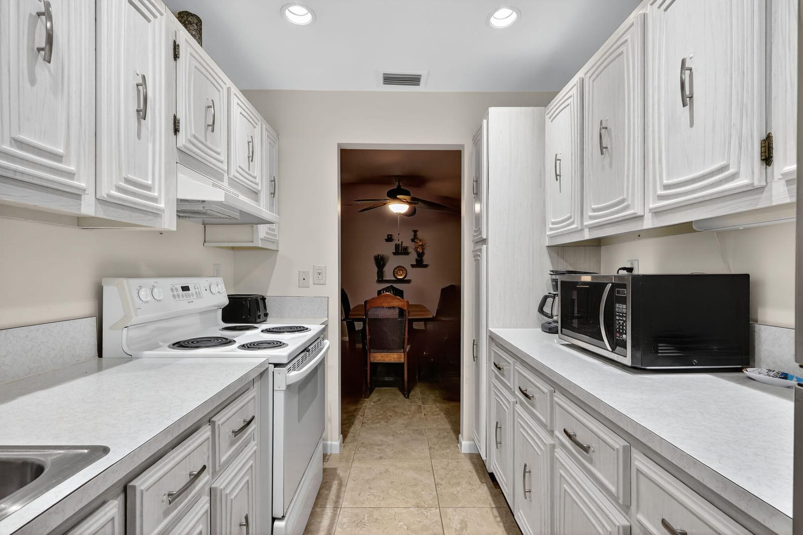 242 High Point Court W #B, Delray Beach, FL 33445 photo 13