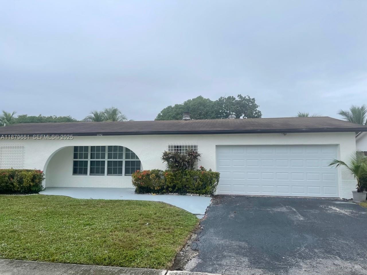 1190 NW 92nd Avenue — photo 2