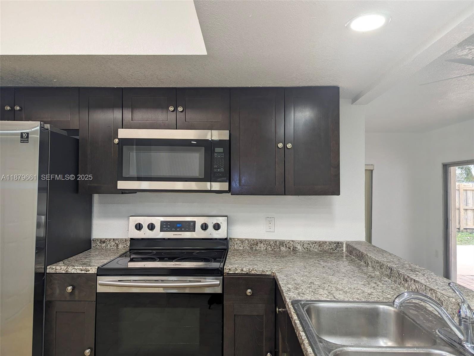 1190 NW 92nd Avenue — photo 7