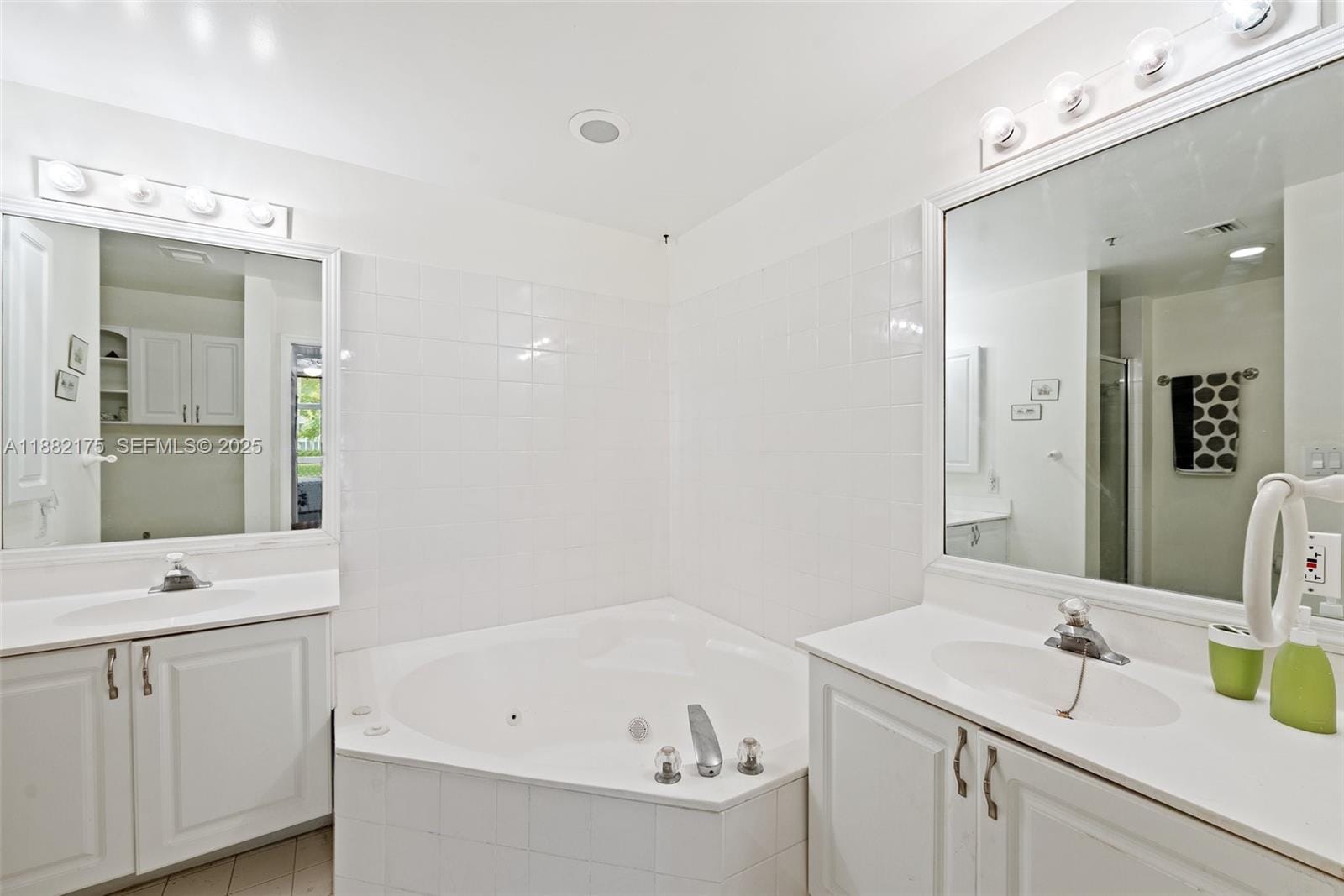 9805 NW 52nd Street 216, Doral, FL 33178 photo 17