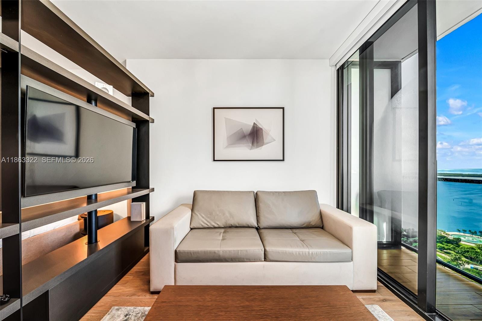 398 NE 5 4416 4416 — photo 4