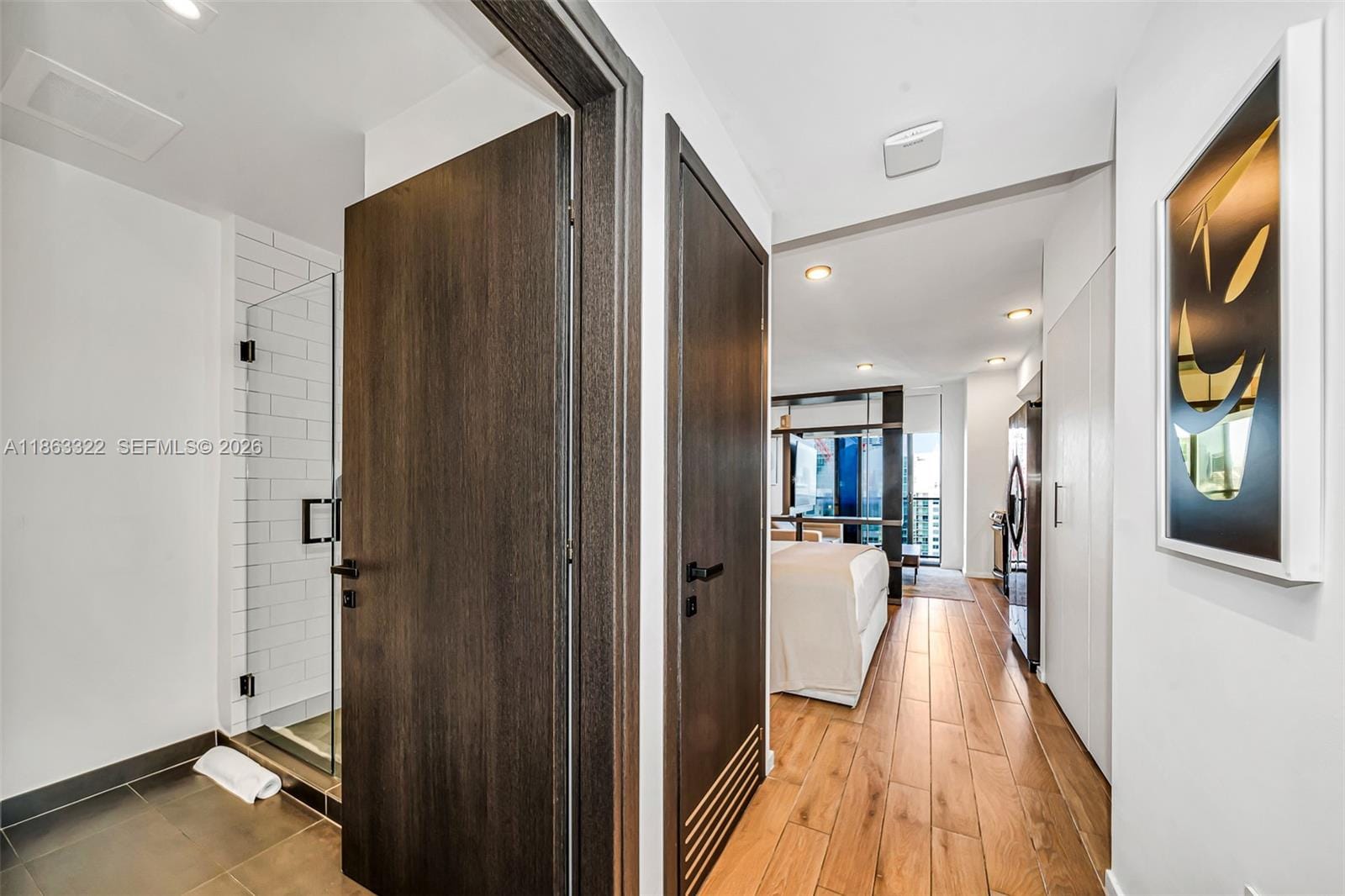 398 NE 5 4416 4416 — photo 9