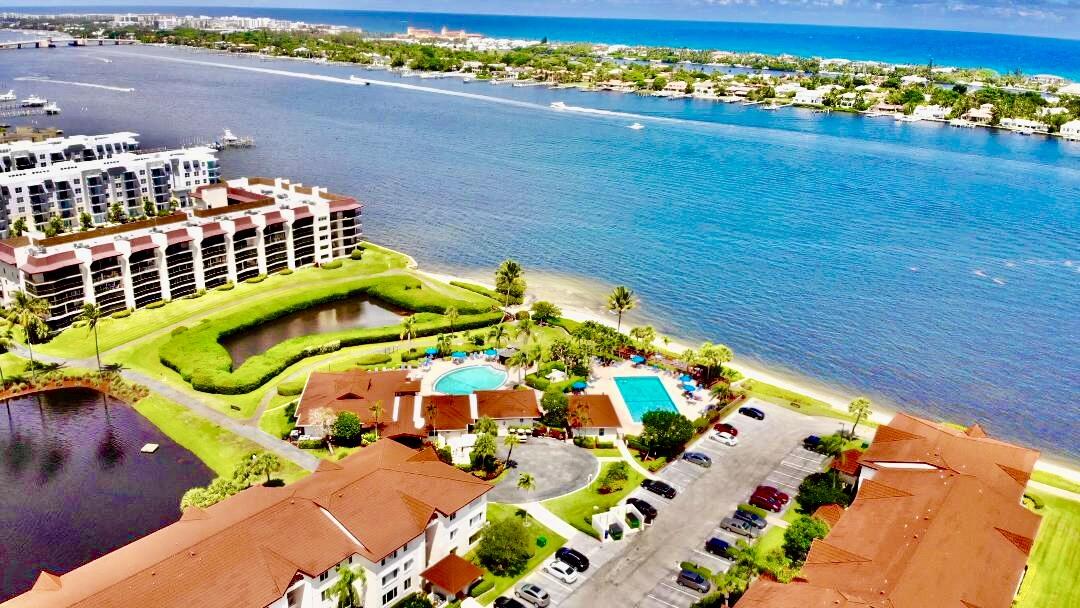 7030 Half Moon Circle 121, Hypoluxo, FL 33462, Hypoluxo