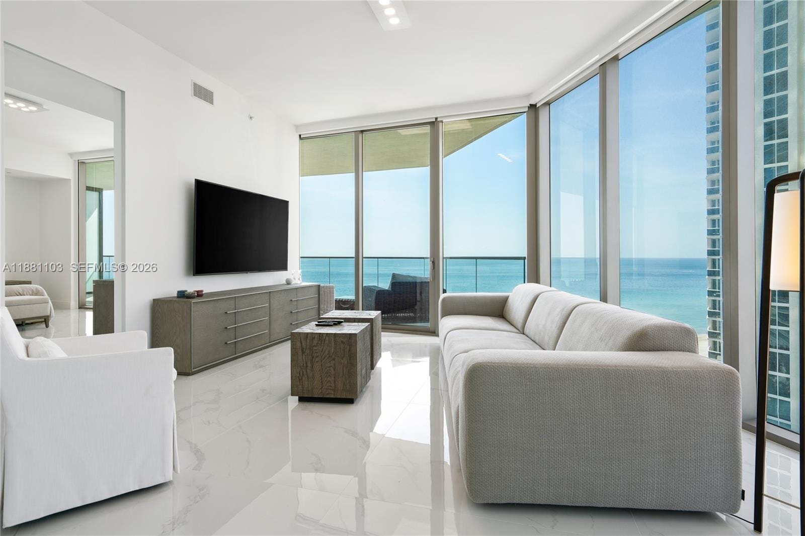 18975 Collins Avenue 1104 — photo 2