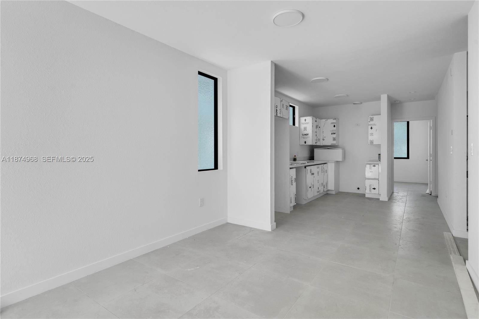 1656 NW 1st Street, Miami, FL 33125 photo 2