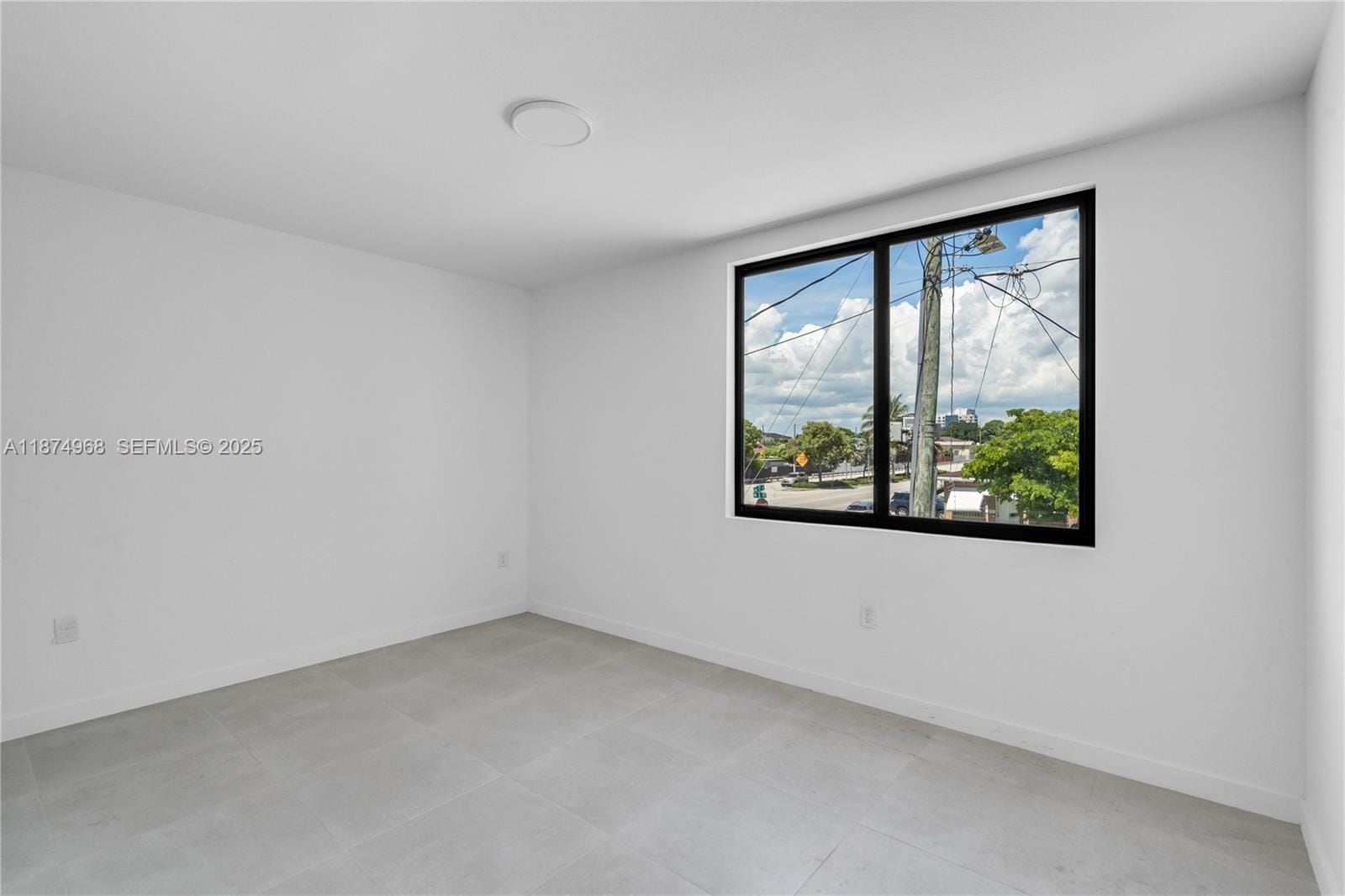 1656 NW 1st Street, Miami, FL 33125 photo 14