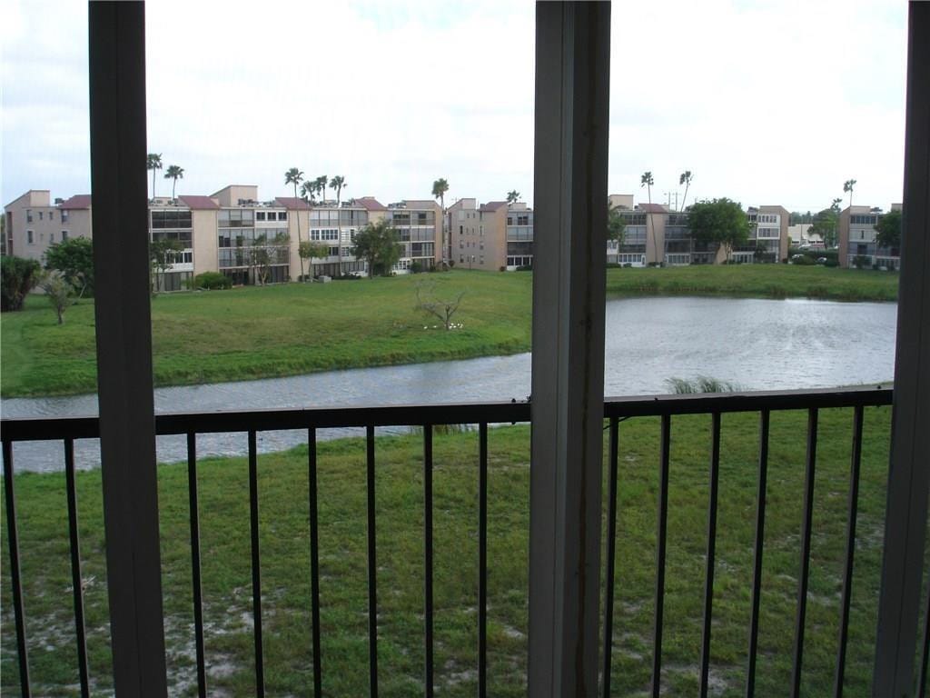 7431 NW 1st Street 401, Margate, FL 33063 photo 15