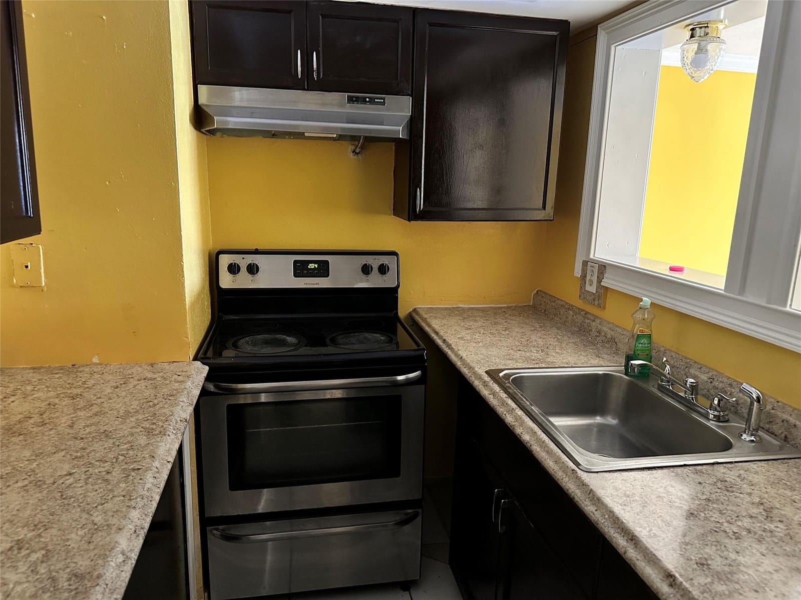 5900 NW 17th Place 103, Sunrise, FL 33313 photo 27