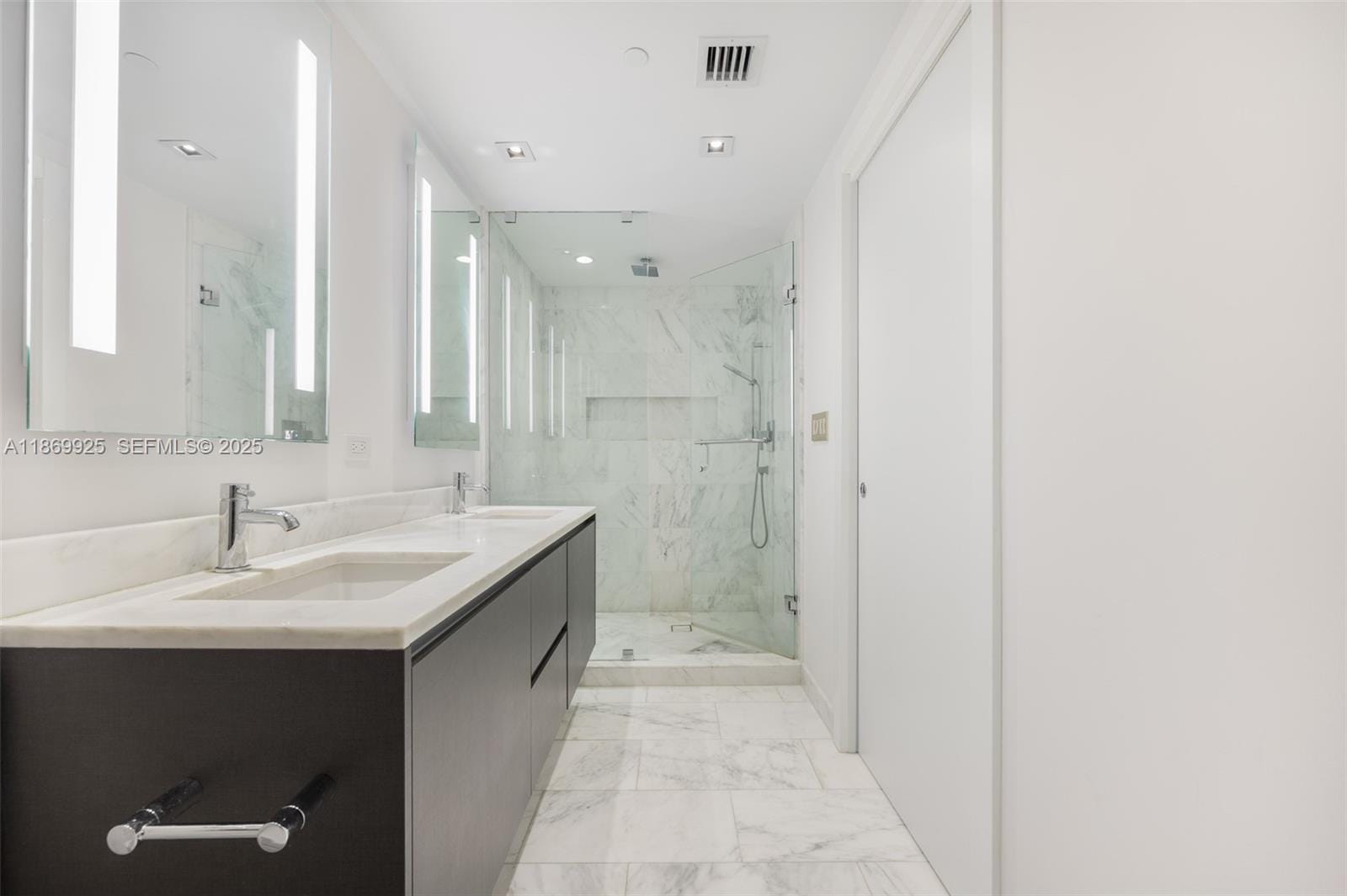1451 Brickell Avenue 1901, Miami, FL 33131 photo 21