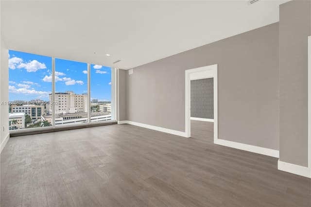 2820 NE 214th Street 1005, Aventura, FL 33180